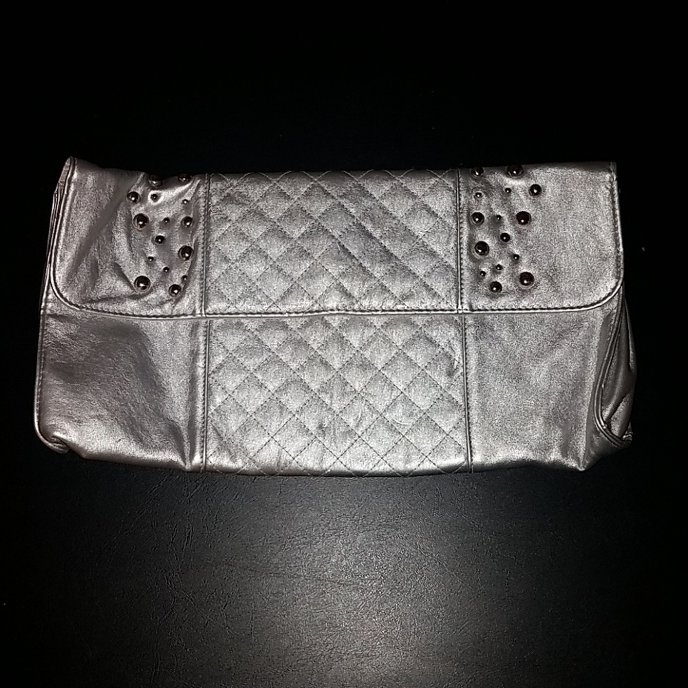 Silver Clutch